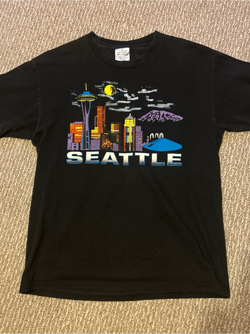 SEATTLE Skyline Graphic Tee - Black
